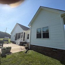 House-Washing-Walkway-Surface-Cleaning-in-Ashland-VA-On-Point-Pressure-Washing 0